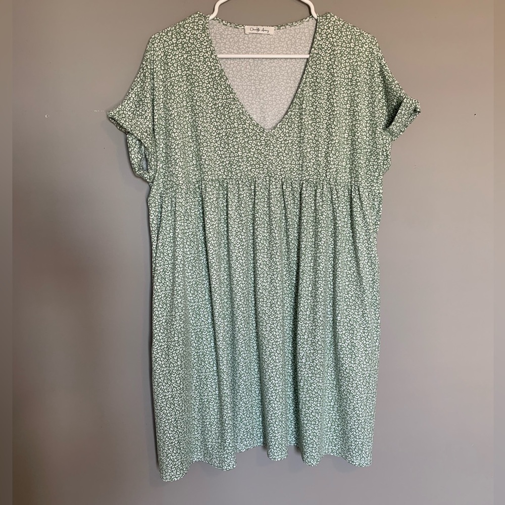 Charlotte Avery Green Leopard Dress